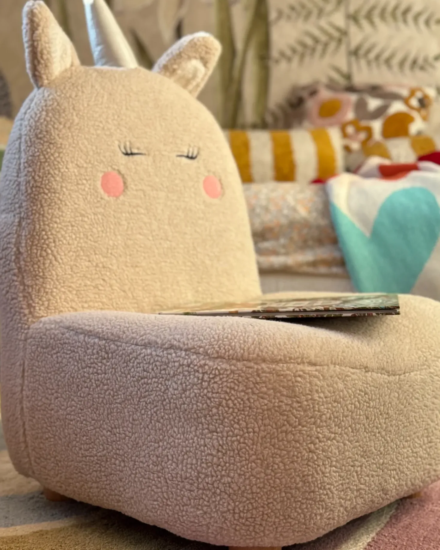 Poltrona per Bambini Unicorno LULEA Bouclé Beige chiaro
