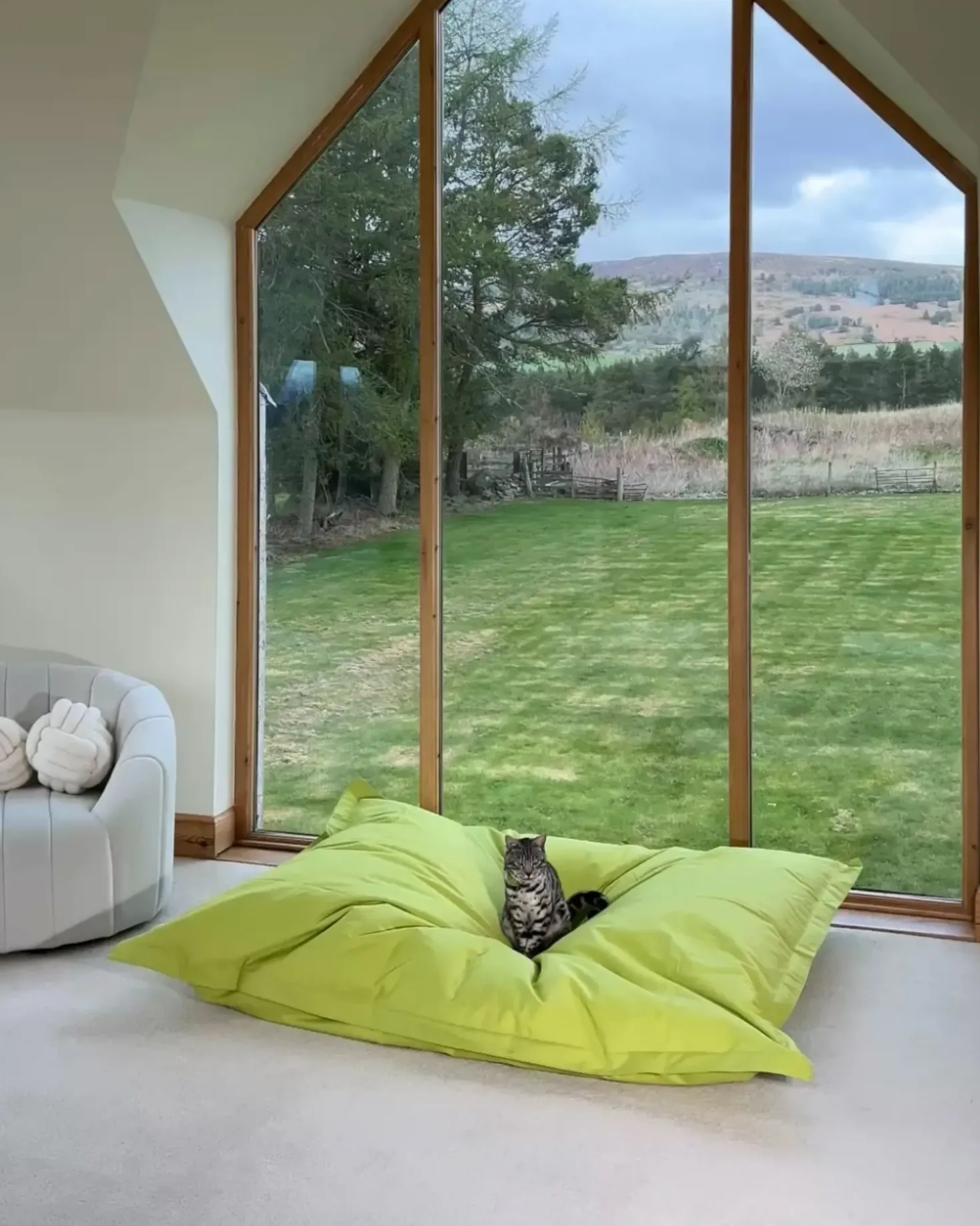 Poltrona sacco 300 L FUZZY 140 cm 180 cm Verde lime