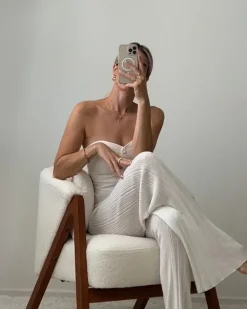 Poltrona SKEI Bouclé Bianco