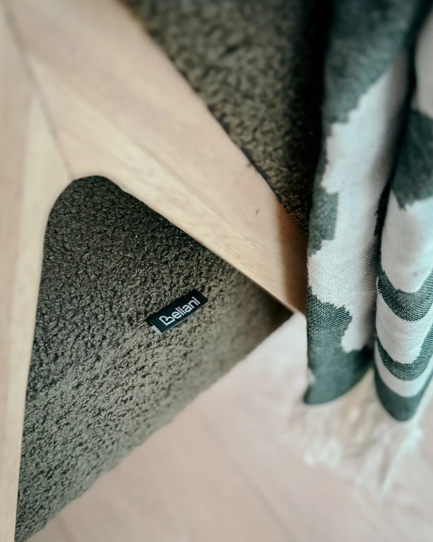 Poltrona SKEI Bouclé Verde scuro