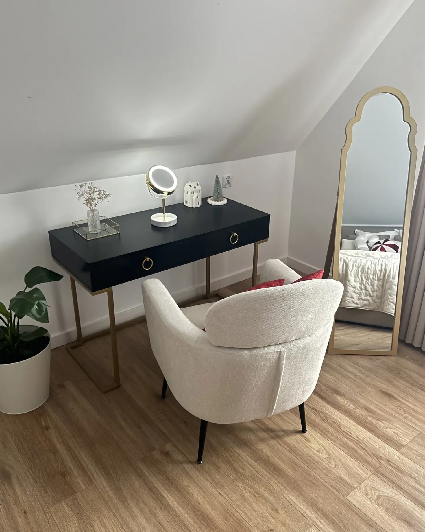 Poltrona SOBY Tessuto Bianco sporco