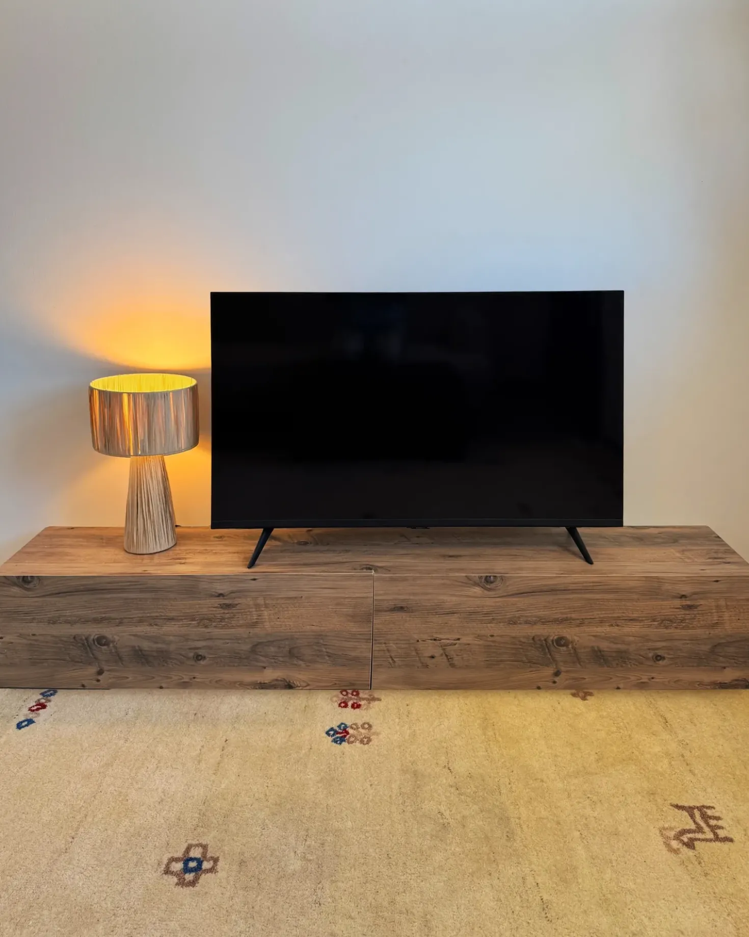 Porta TV a parete GLADSTONE Marrone