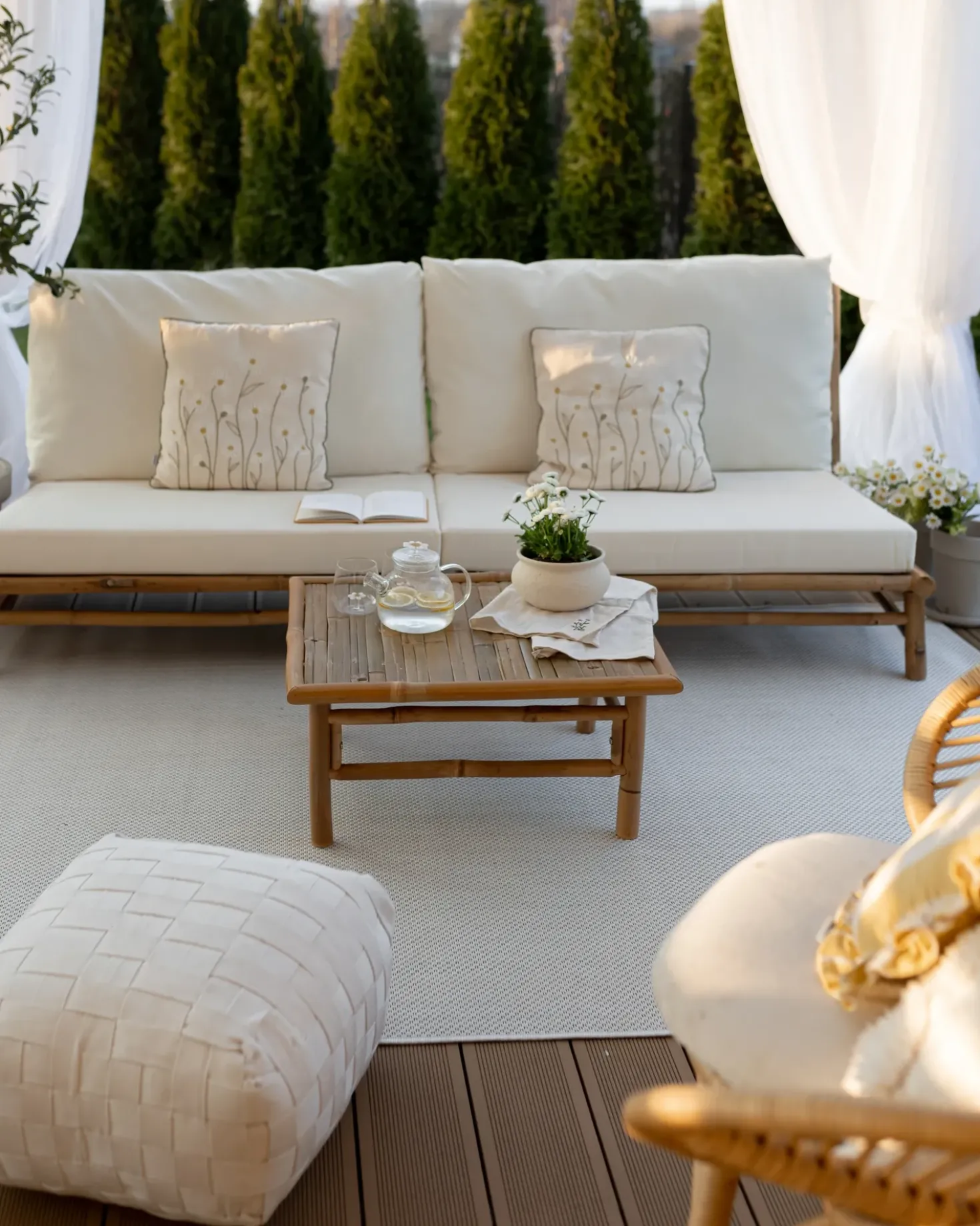 Pouf BODLA Materiale sintetico Bianco
