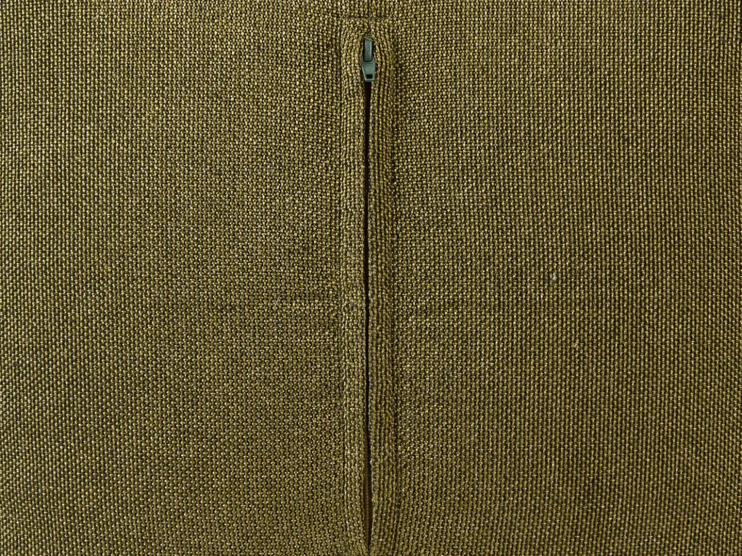 Pouf MUKKI Tessuto Verde oliva