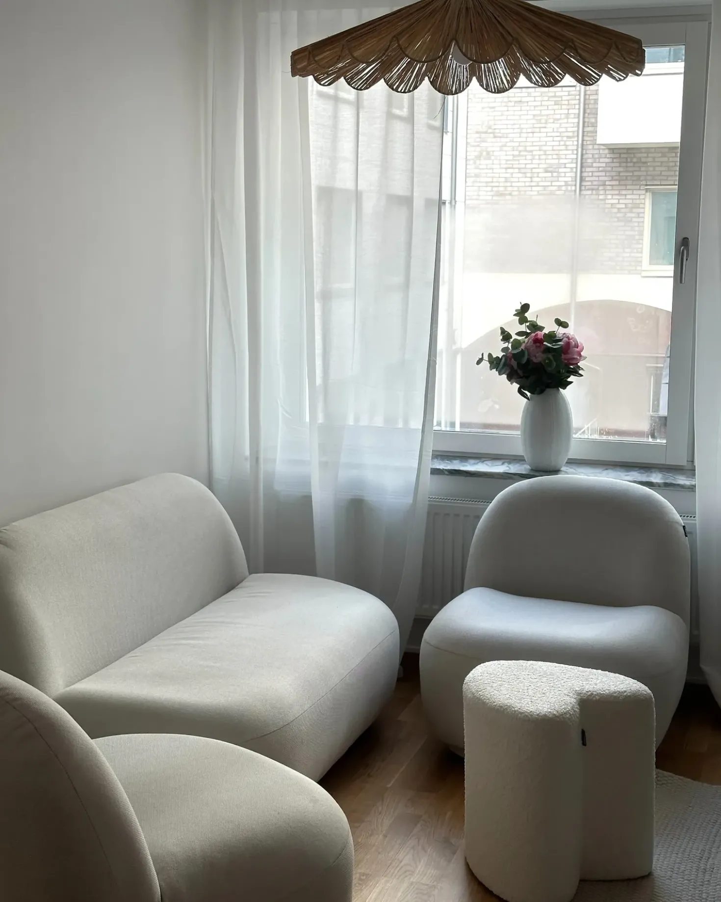 Pouf SCOTIA Ciniglia Bianco sporco