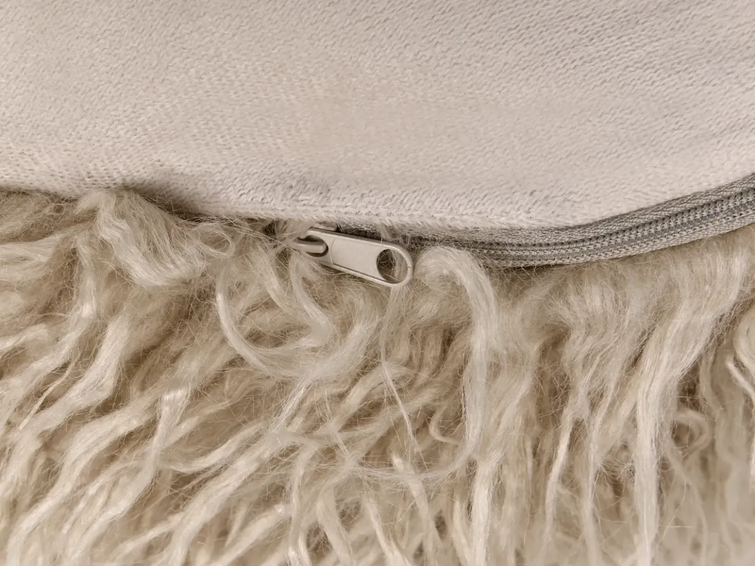 Pouf TUKKI Finta pelliccia Beige