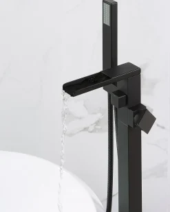 Rubinetteria per vasca da bagno freestanding BOYOMA Nero