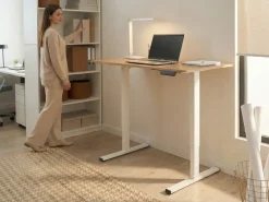 Scrivania elettrica regolabile in altezza TAVARES Marrone chiaro/Bianco 120 cm 60 cm
