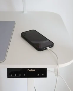 Scrivania elettrica regolabile in altezza WILBANKS Bianco 120 cm 60 cm con porta USB