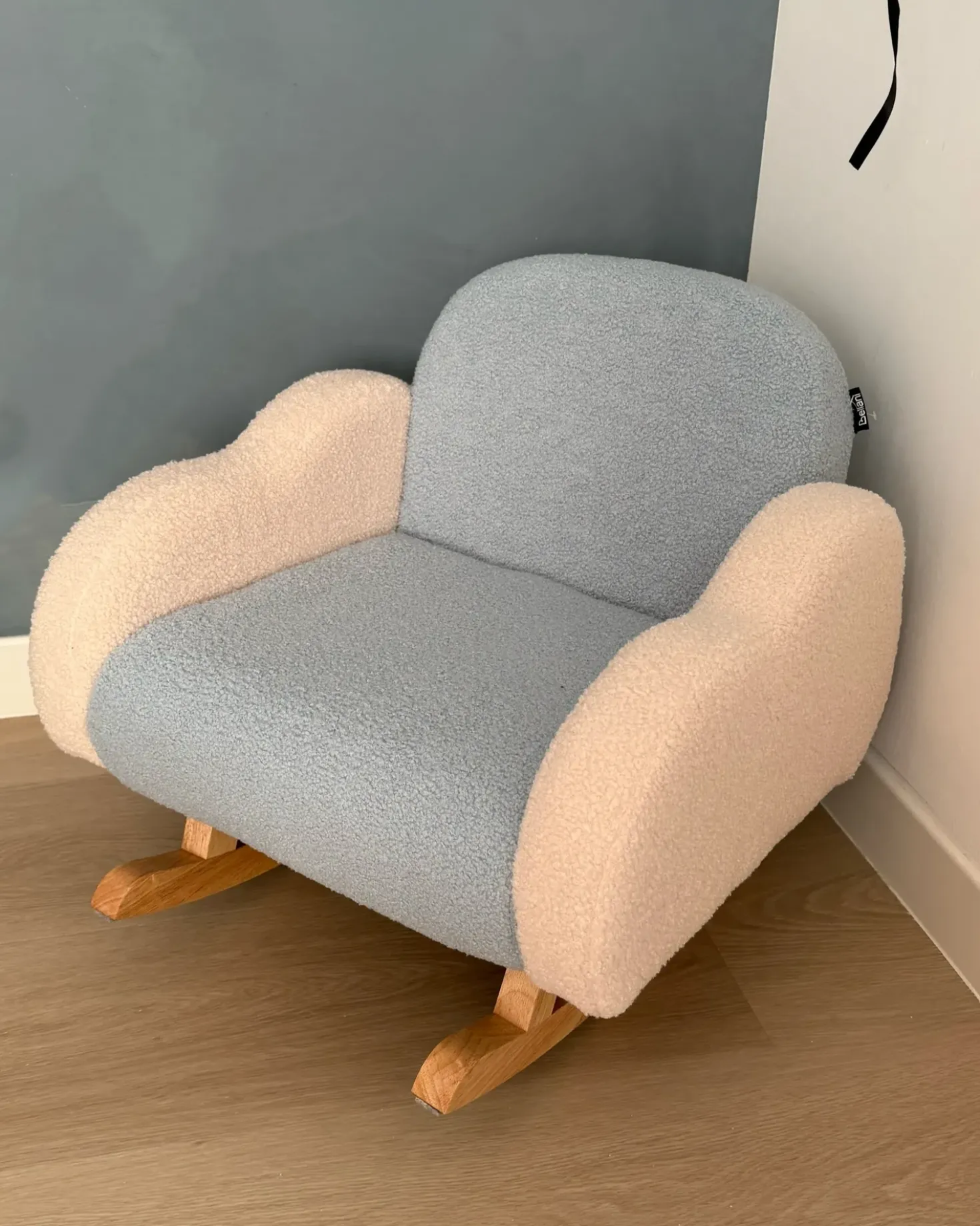 Sedia a dondolo per bambini Nuvola SKARE Bouclé Azzurro