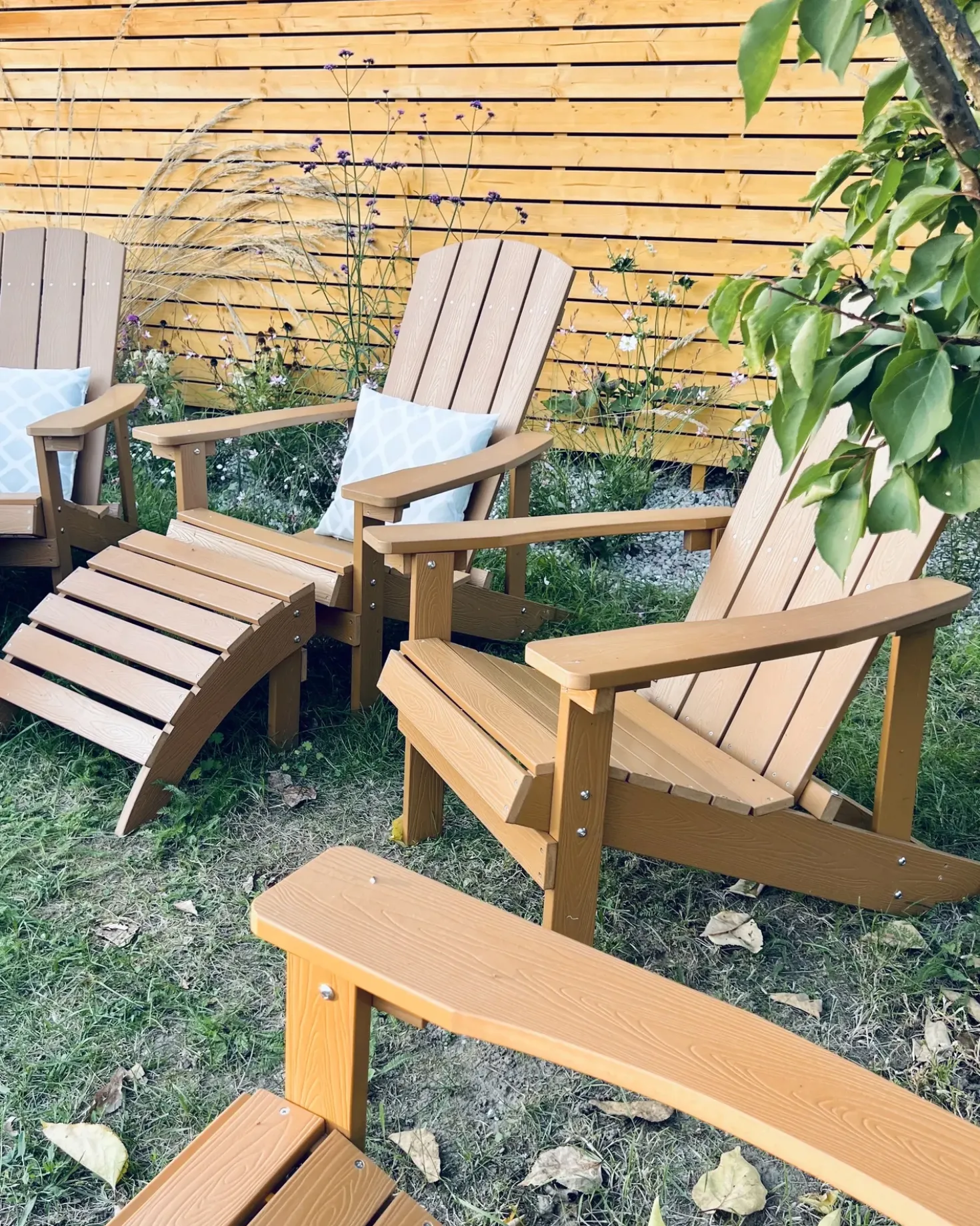 Sedia da giardino ADIRONDACK con poggiapiedi Marrone