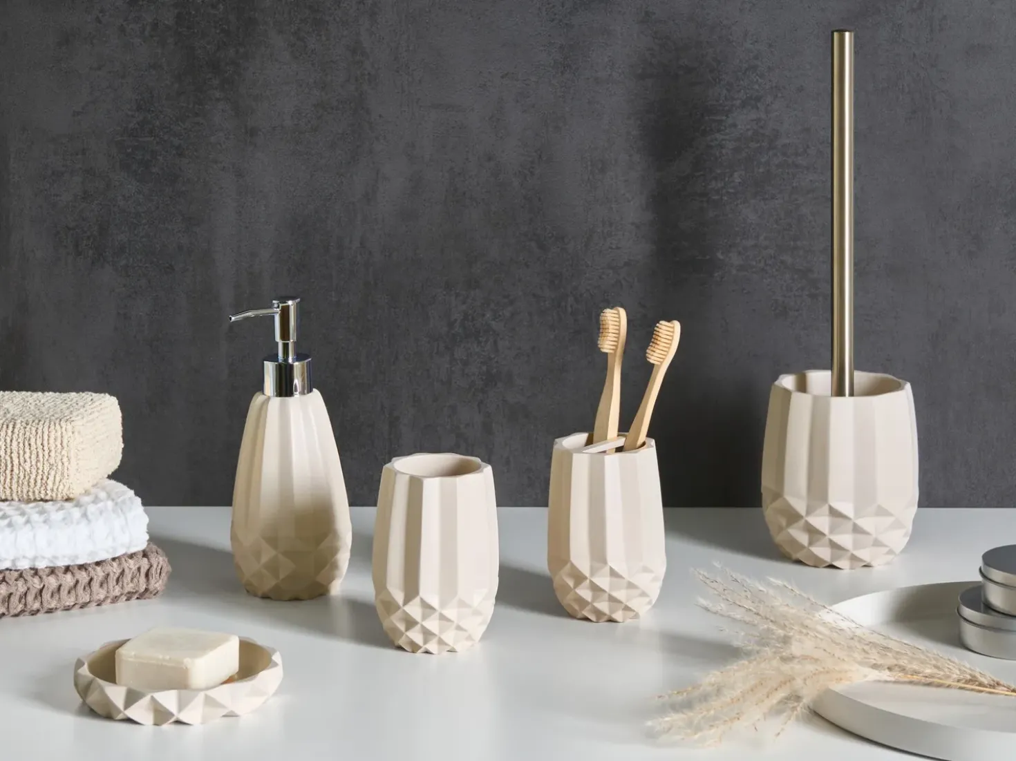 Set da 5 accessori per il bagno SAMIRIA Beige