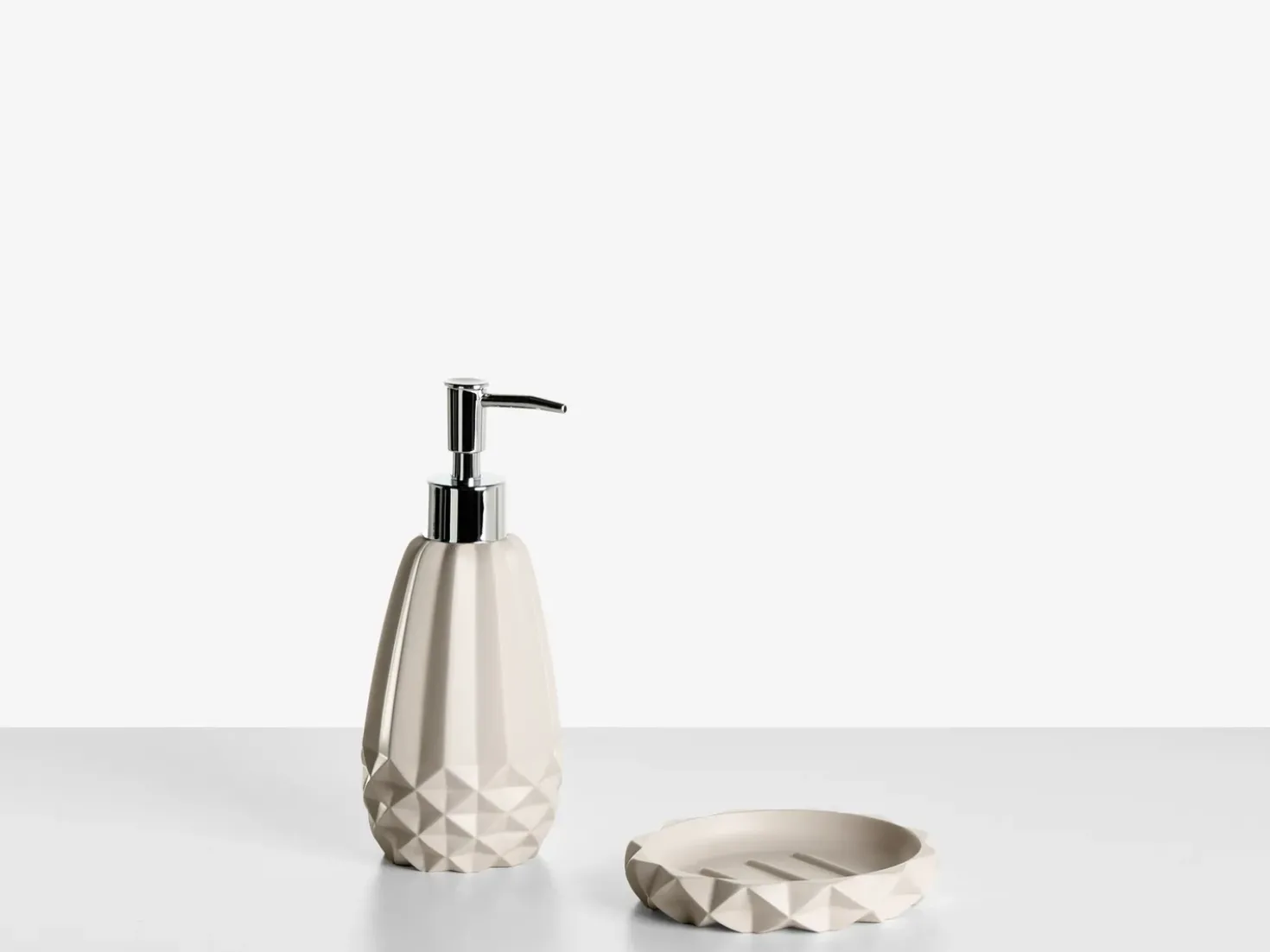 Set da 5 accessori per il bagno SAMIRIA Beige