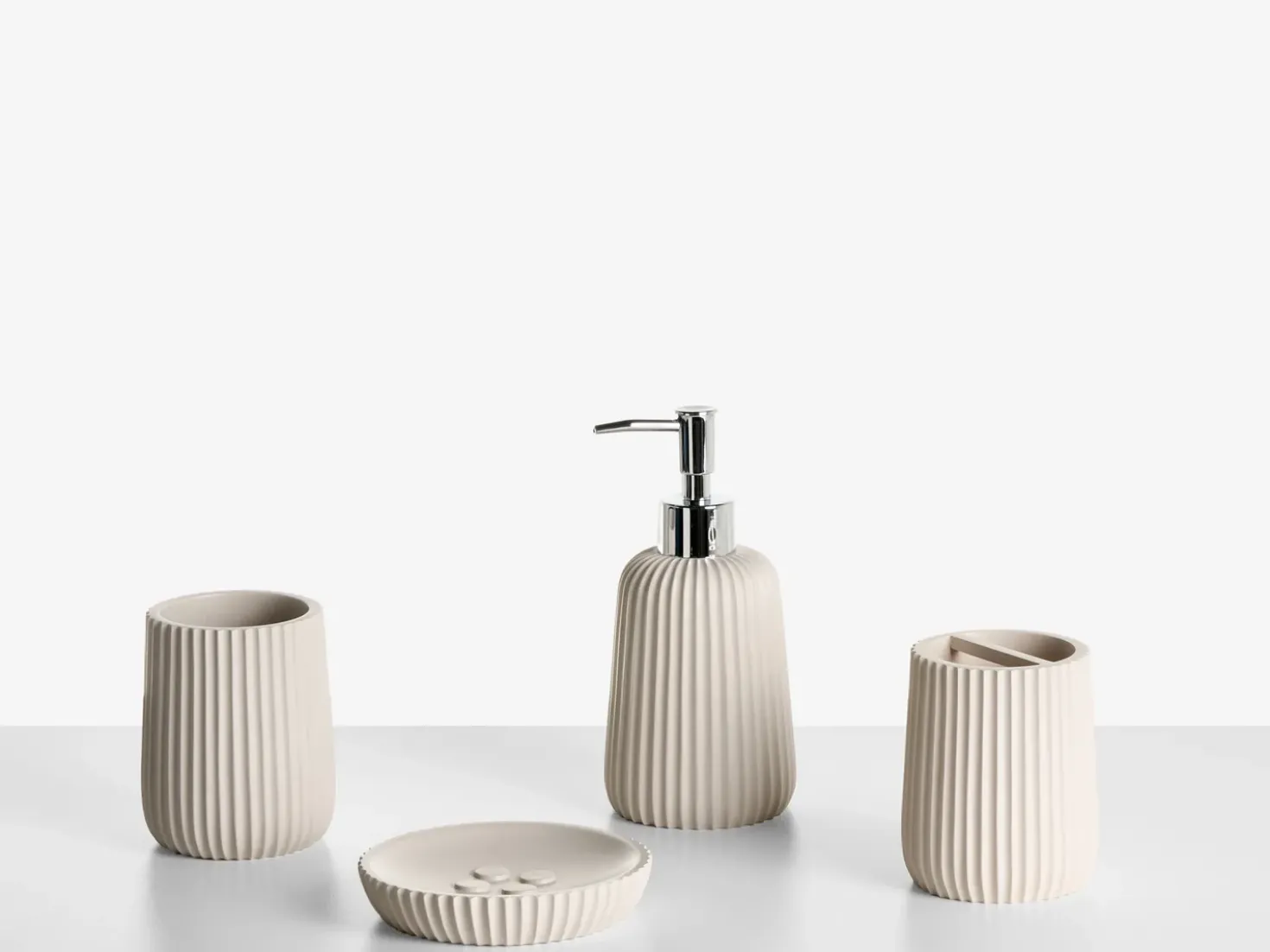 Set da 5 accessori per il bagno POZUZO Beige