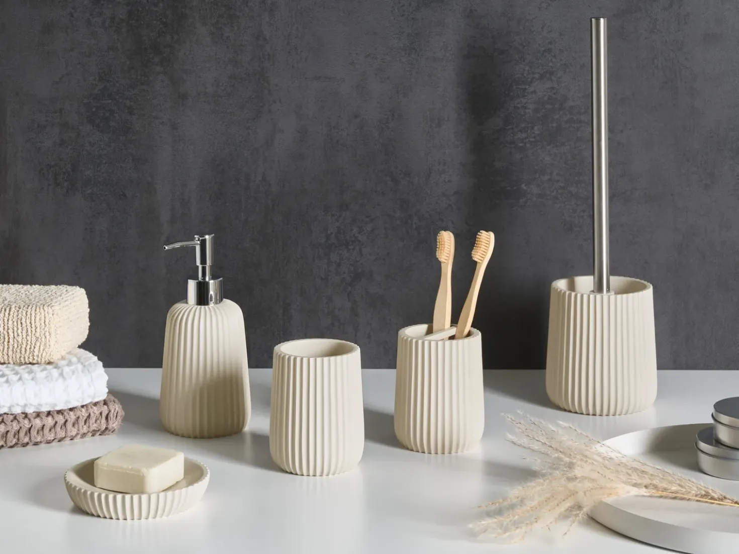 Set da 5 accessori per il bagno POZUZO Beige