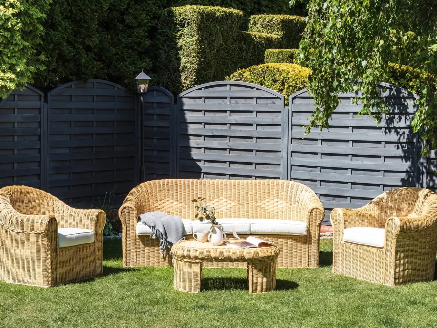 Set da giardino con tavolo 5 posti LIVADEIA Rattan Naturale