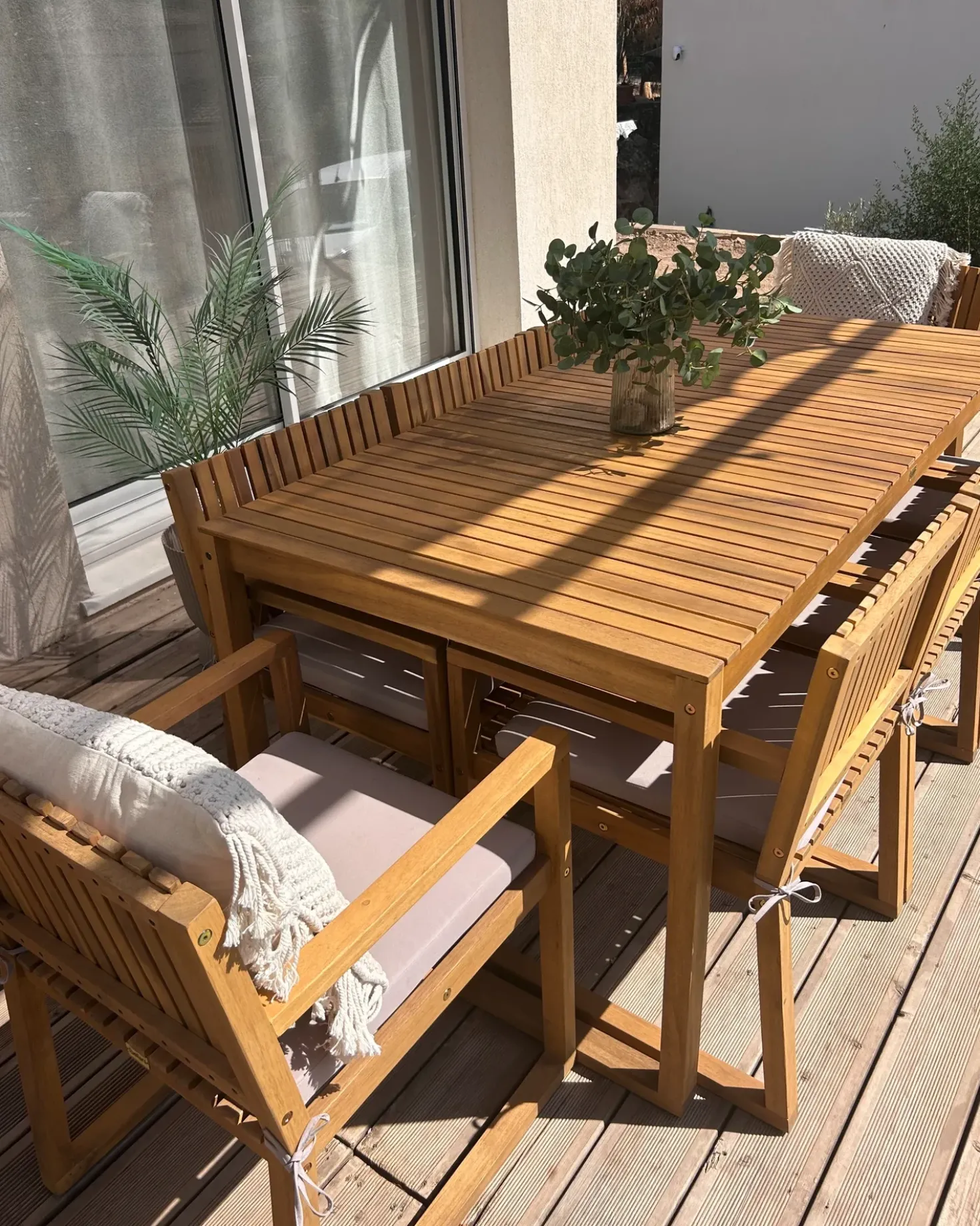 Set da pranzo da giardino 8 posti SASSARI PREMIUM con cuscini Legno di acacia certificato Tortora