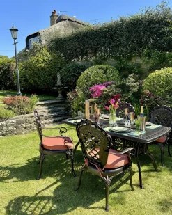 Set da pranzo da giardino 6 posti LIZZANO con cuscini Metallo Marrone scuro