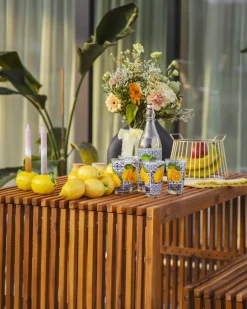 Set da pranzo da giardino con panche e sgabelli 4 posti BELLANO Legno d'acacia Marrone