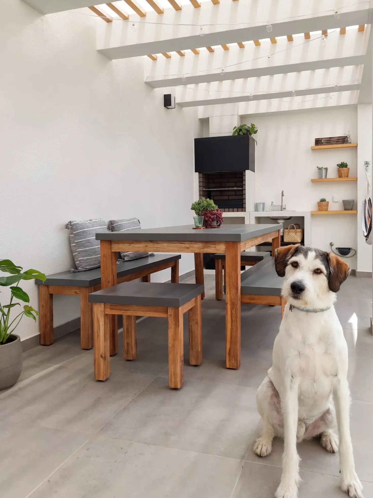 Set da pranzo da giardino con panche e sgabelli 8 posti OSTUNI Cemento Grigio