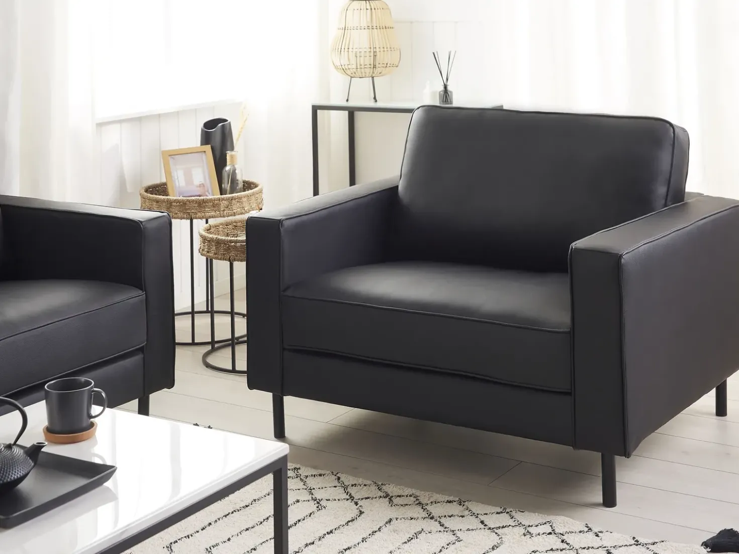 Set da salotto 4 posti SAVALEN Pelle naturale Nero