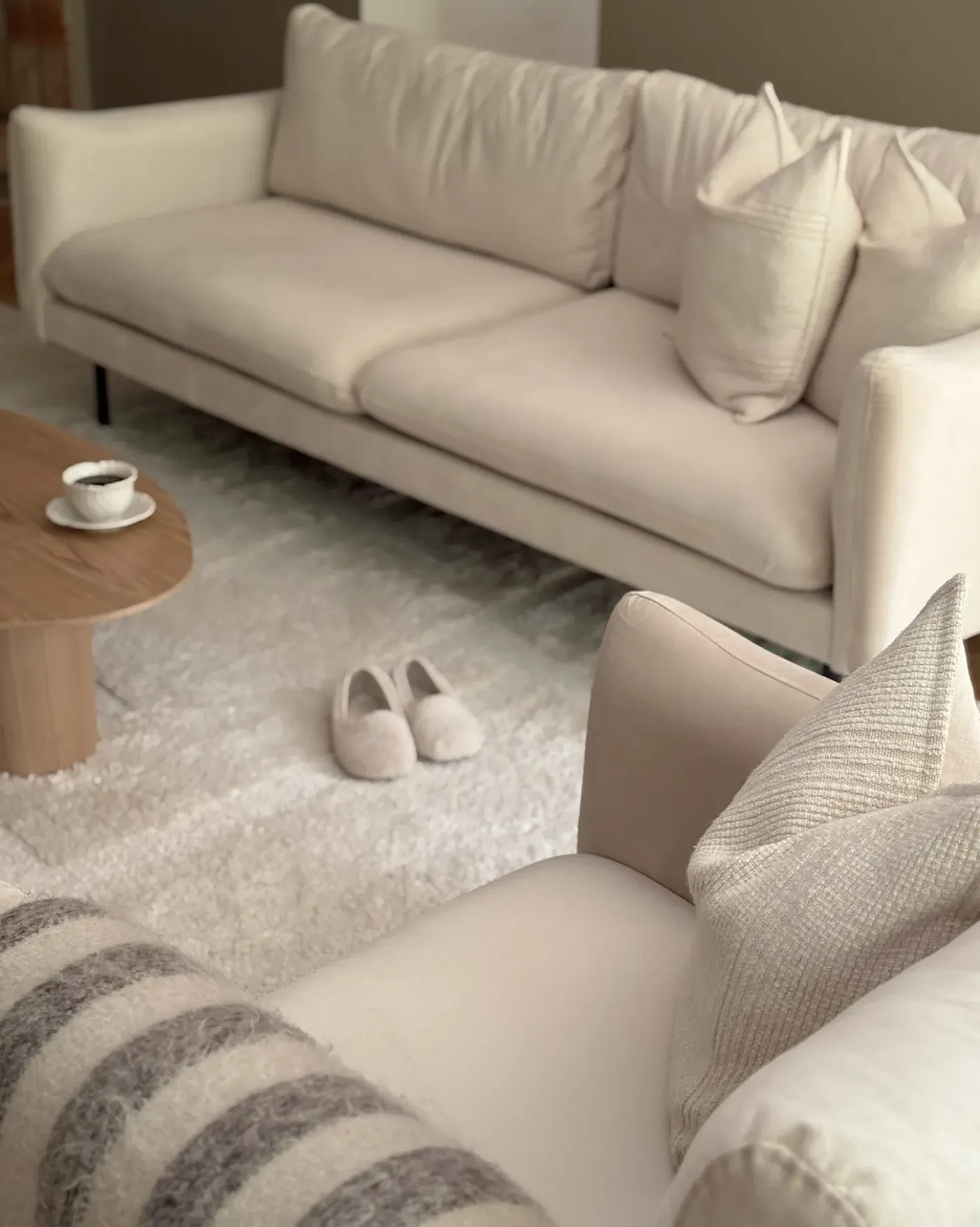 Set da salotto 5 posti VINTERBRO Velluto Beige chiaro con ottomana