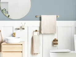 Set di 6 accessori da bagno UVITA con barre e ganci per asciugamani Oro