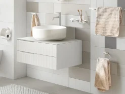 Set di 6 accessori da bagno TOCOPILLA con barre e ganci per asciugamani Argento
