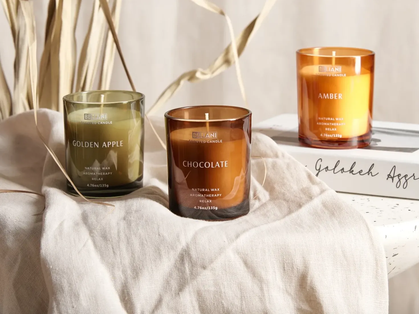 Set di 3 Candele Profumate SHEER JOY Cera di Soia Note fruttate Note fresche