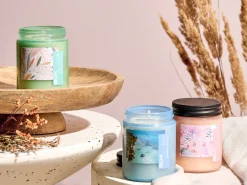 Set di 3 Candele Profumate FRUITY BLOOM Cera di Soia Note fresche Note floreali
