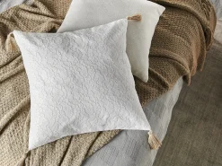 Set di 2 cuscini AZALEA 45 x 45 cm Beige chiaro Tinta unita