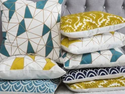 Set di 2 cuscini CLARKIA Cotone 45 x 45 cm Giallo Trama geometrica