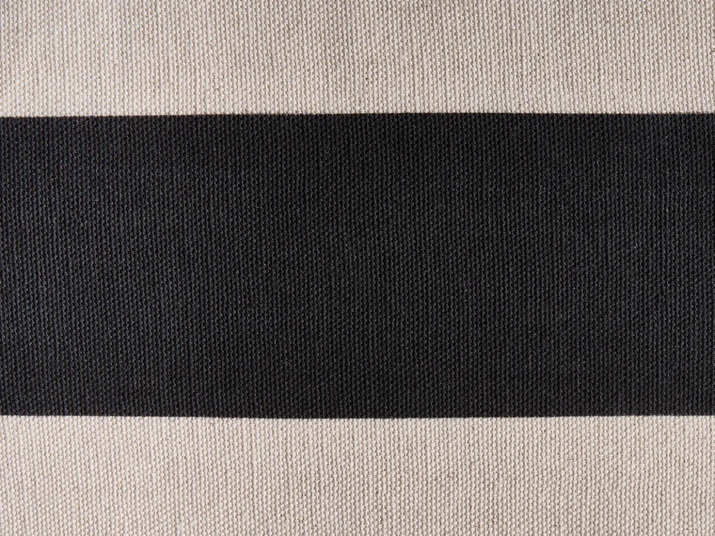 Set di 3 cuscini decorativi MERBAU Cotone 45 x 45 cm Nero/Beige Trama astratta