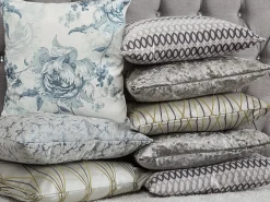 Set di 2 cuscini FENNEL 45 x 45 cm Bianco Trama geometrica