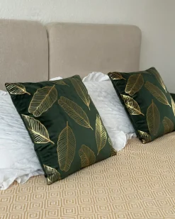Set di 2 cuscini FREESIA Velluto 45 x 45 cm Verde scuro Trama di piante