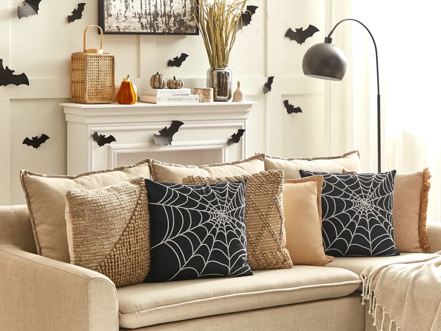 Set di 2 cuscini LYCORIS Velluto 45 x 45 cm Nero Trama astratta