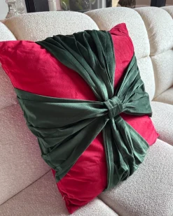 Set di 2 cuscini MARSHMALLOW Velluto 45 x 45 cm Rosso Modello natalizio