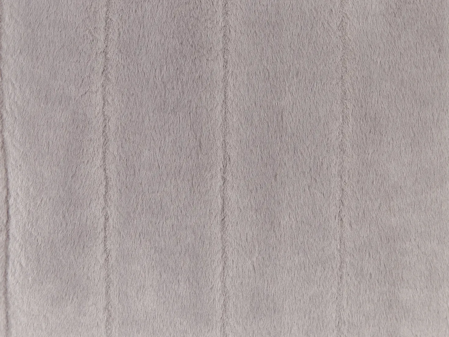 Set di 2 cuscini PUMILA Finta pelliccia 45 x 45 cm Grigio chiaro A strisce