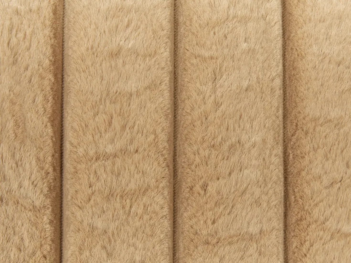 Set di 2 cuscini RAKYA Finta pelliccia 45 x 45 cm Marrone chiaro A strisce
