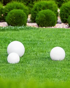 Set di 3 lampade solari a sfera LED per esterni LOBAINA con telecomando Bianco