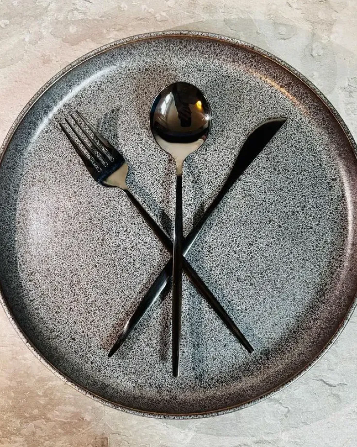 Set di 30 posate RIGATONI Nero