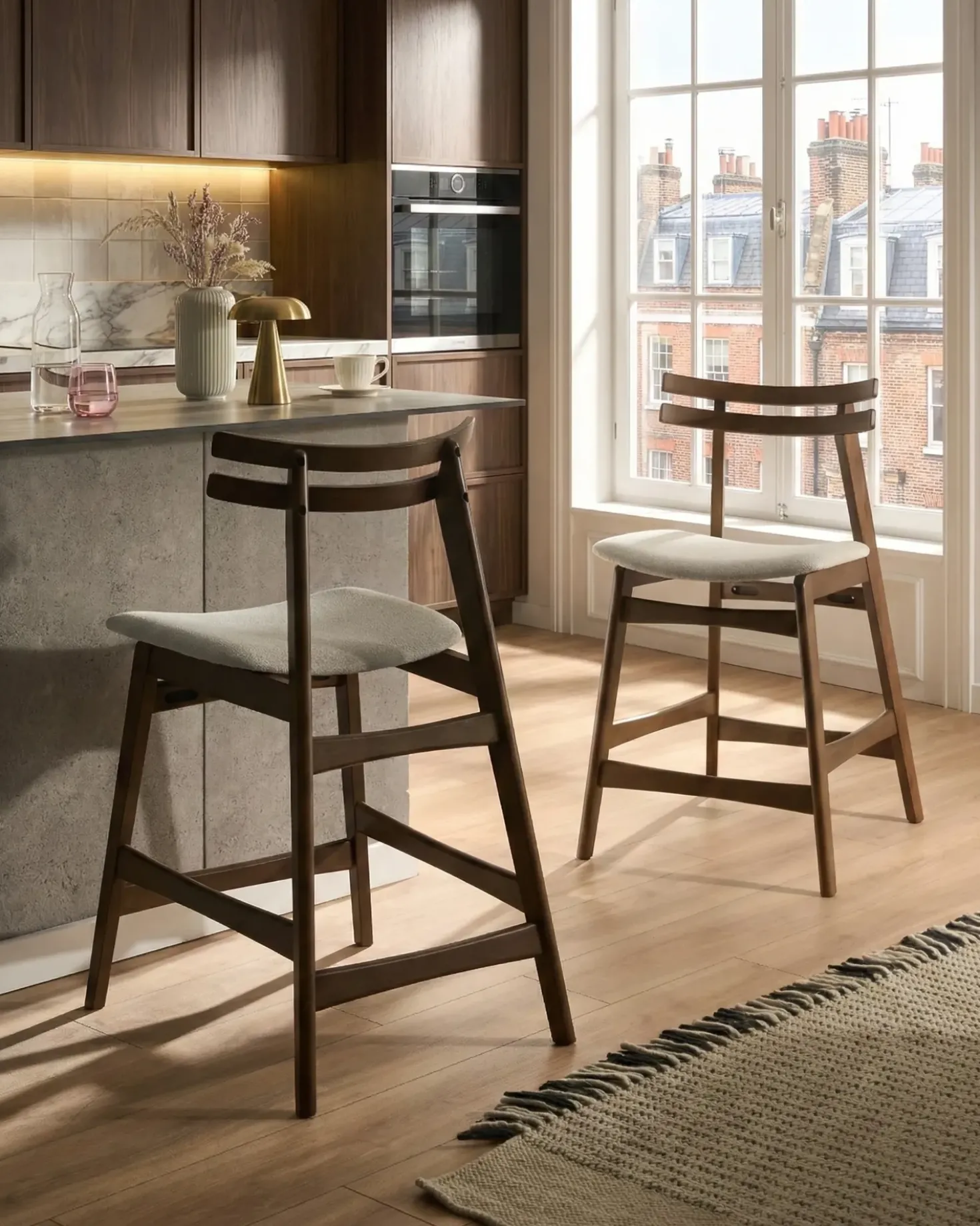 Set di 2 sedie alte CYNTHIANA Legno Marrone/Beige chiaro
