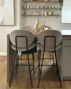 Set di 2 sedie alte LUANA Bouclé Beige chiaro
