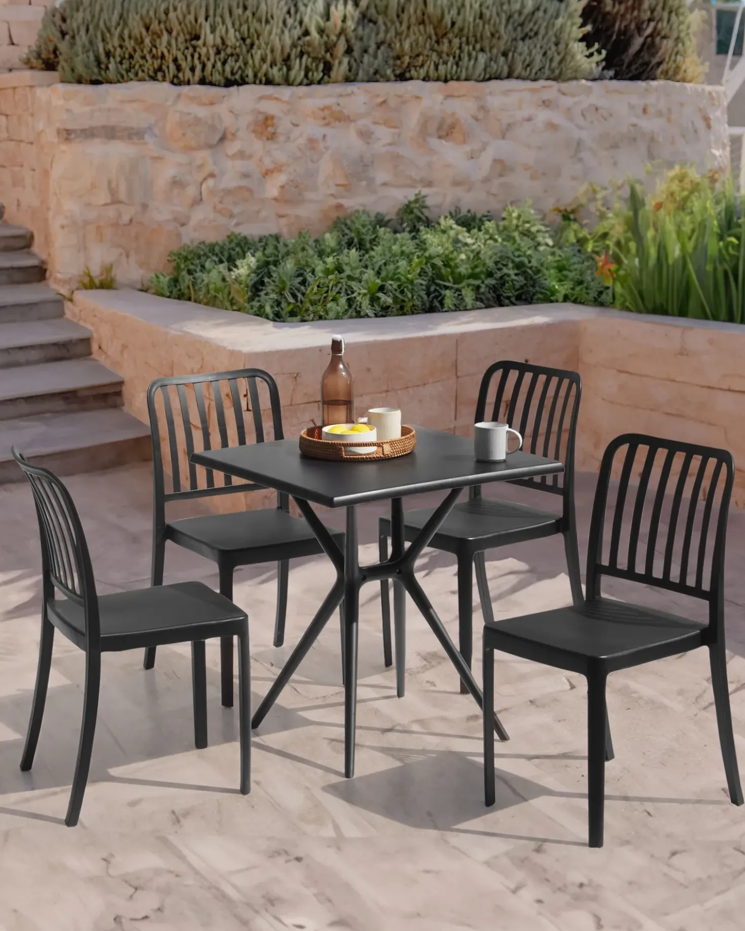 Set di 4 sedie da giardino SERSALE Materiale sintetico Nero