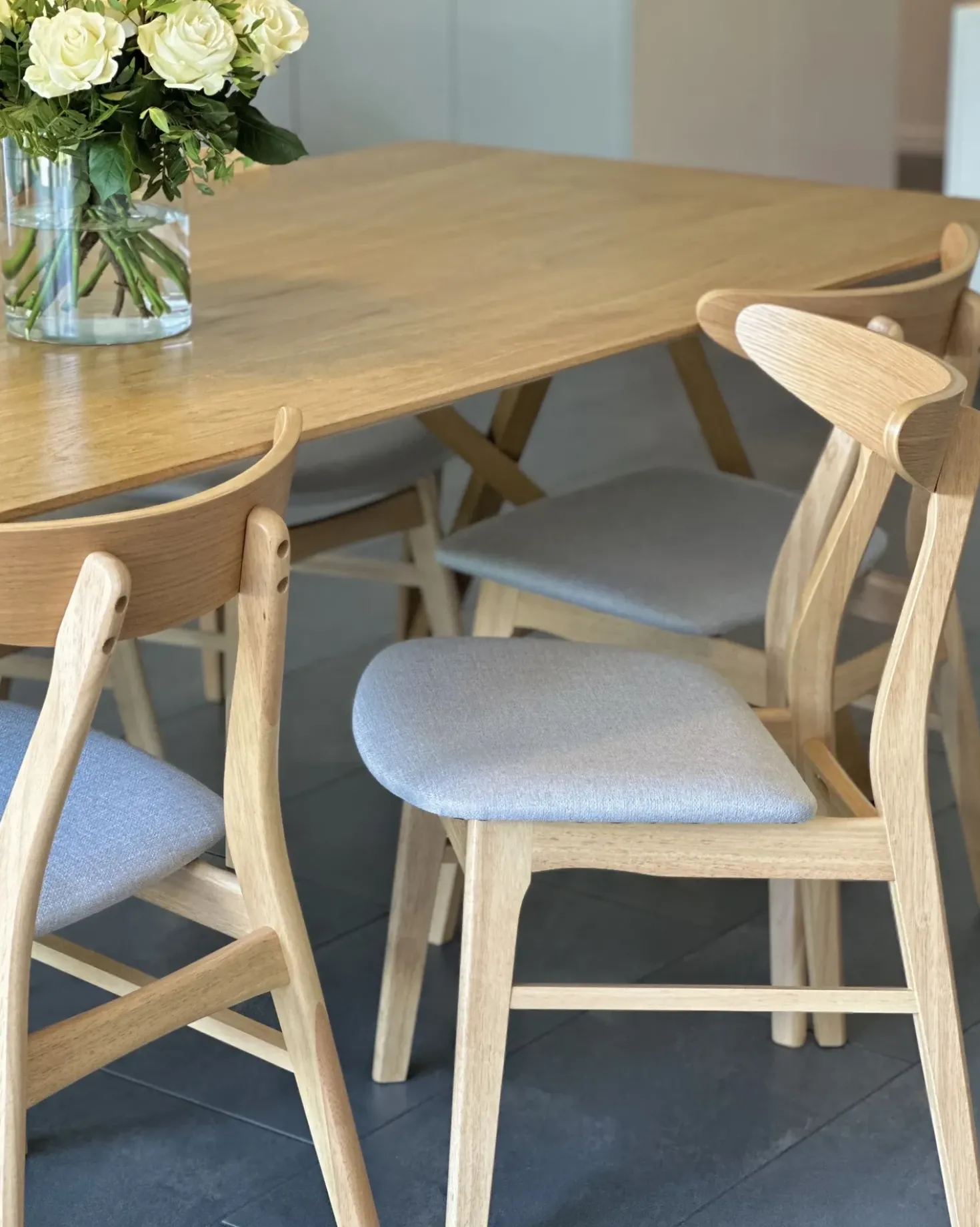 Set di 2 sedie da pranzo LYNN Legno Marrone chiaro/Grigio
