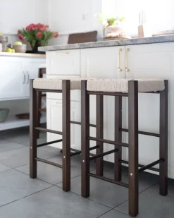 Set di 2 sgabelli da bar EMBRUN Legno Marrone scuro