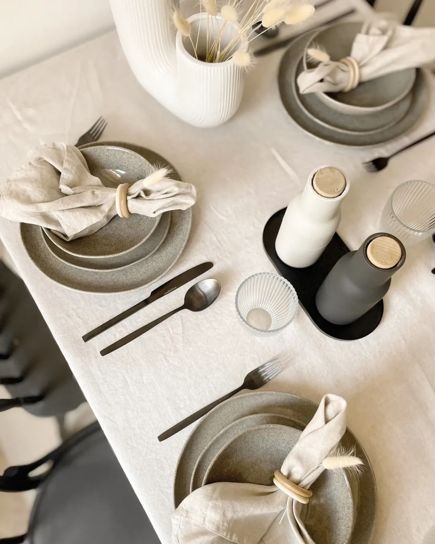 Set di 16 stoviglie COSTMARY Gres porcellanato Grigio