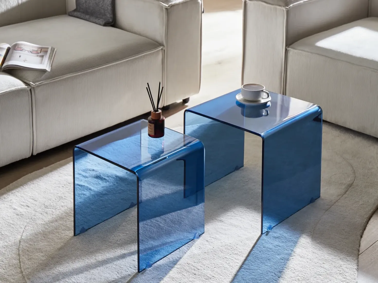 Set di 2 tavolini KENDALL Vetro temperato Blu