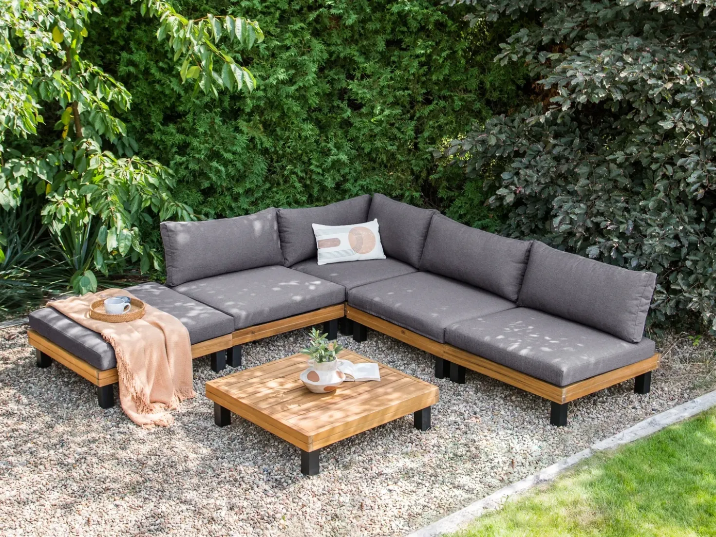 Set di divani angolari da giardino 5 posti FRAZZANO Modulare Legno di acacia certificato Grigio