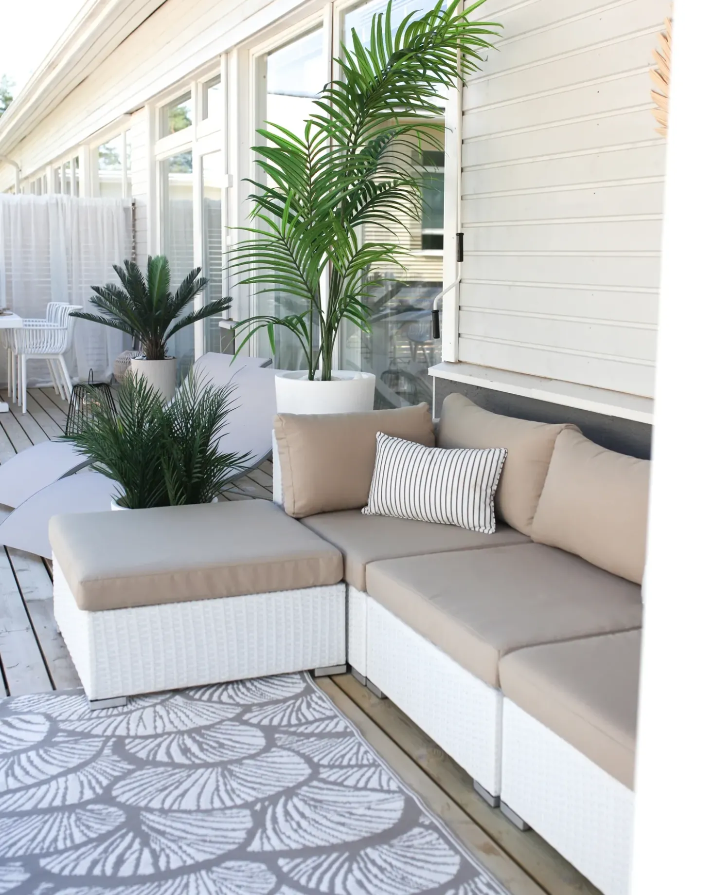 Set di divani angolari da giardino 4 posti SANO Lato destro Modulare Rattan sintetico (PE) Bianco